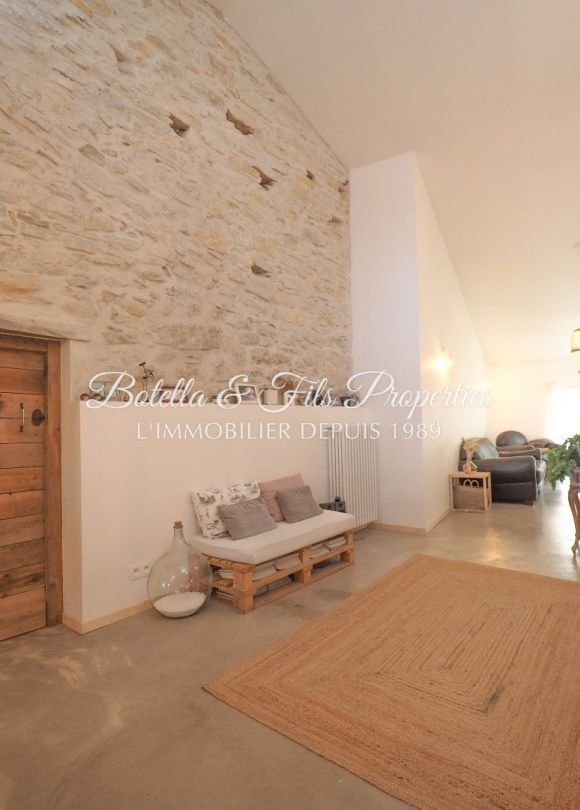 vente Demeure de ville et village Uzes