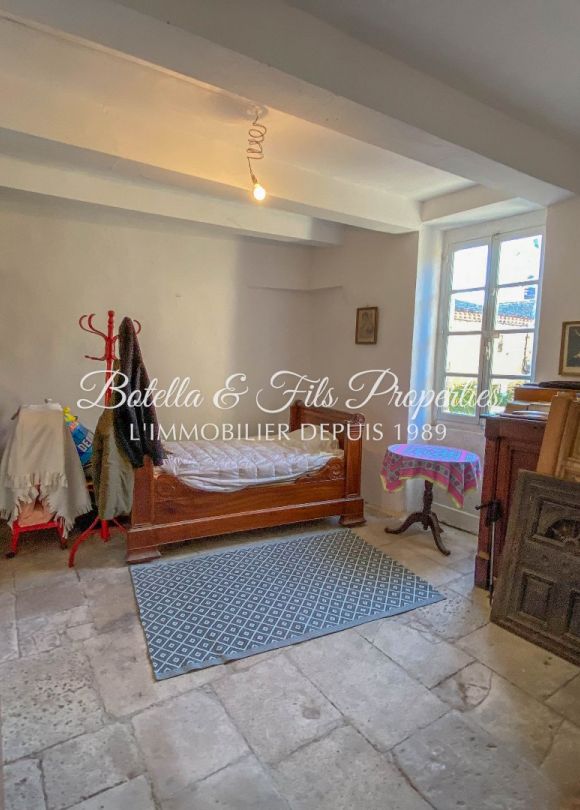 vente Demeure de ville et village Barjac