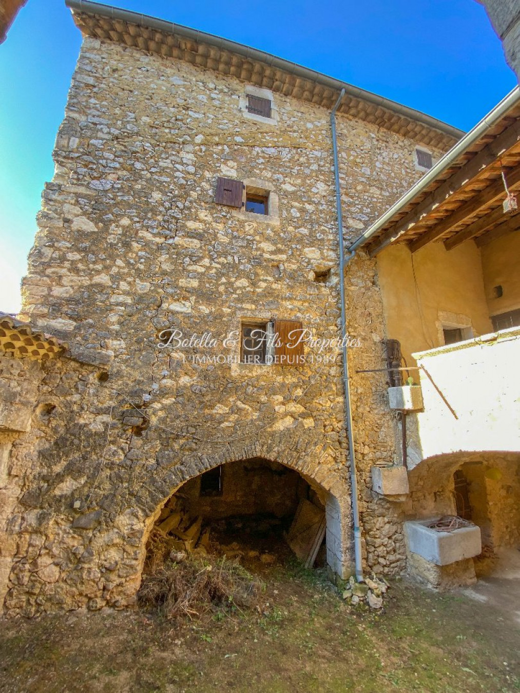 vente Demeure de ville et village Barjac