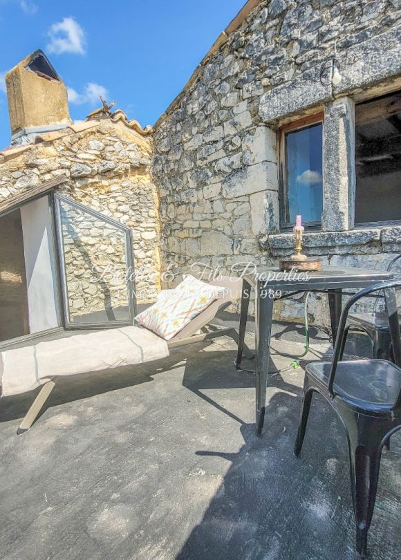 vente Demeure de ville et village Uzes