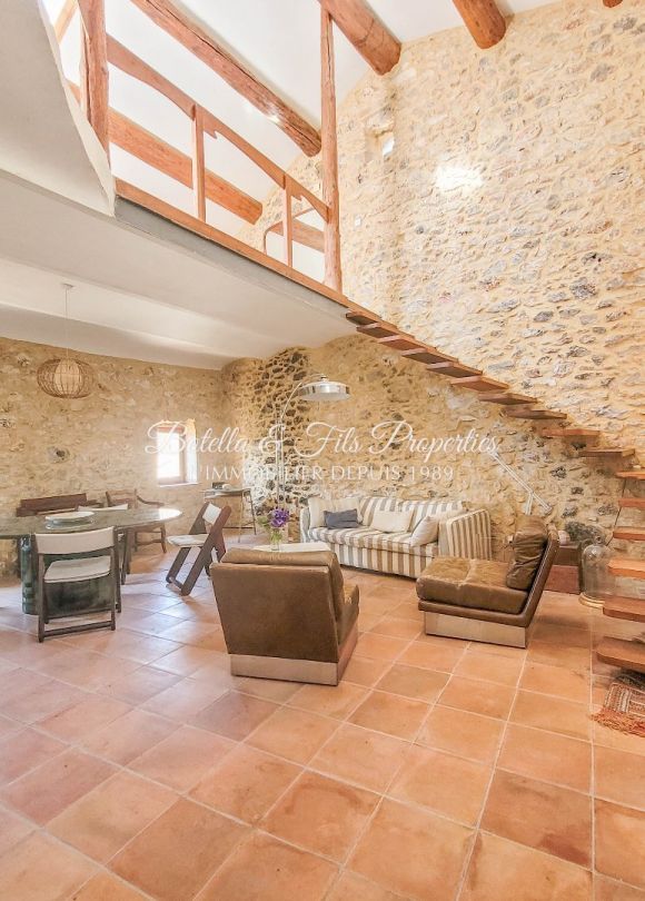 vente Demeure de ville et village Uzes