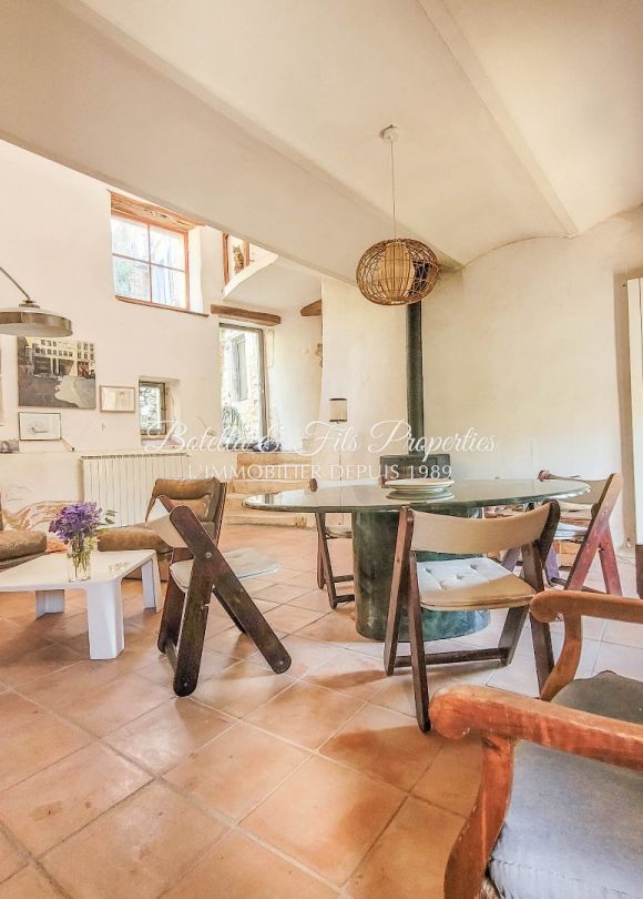 vente Demeure de ville et village Uzes