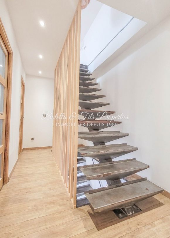 vente Demeure de ville et village Uzes