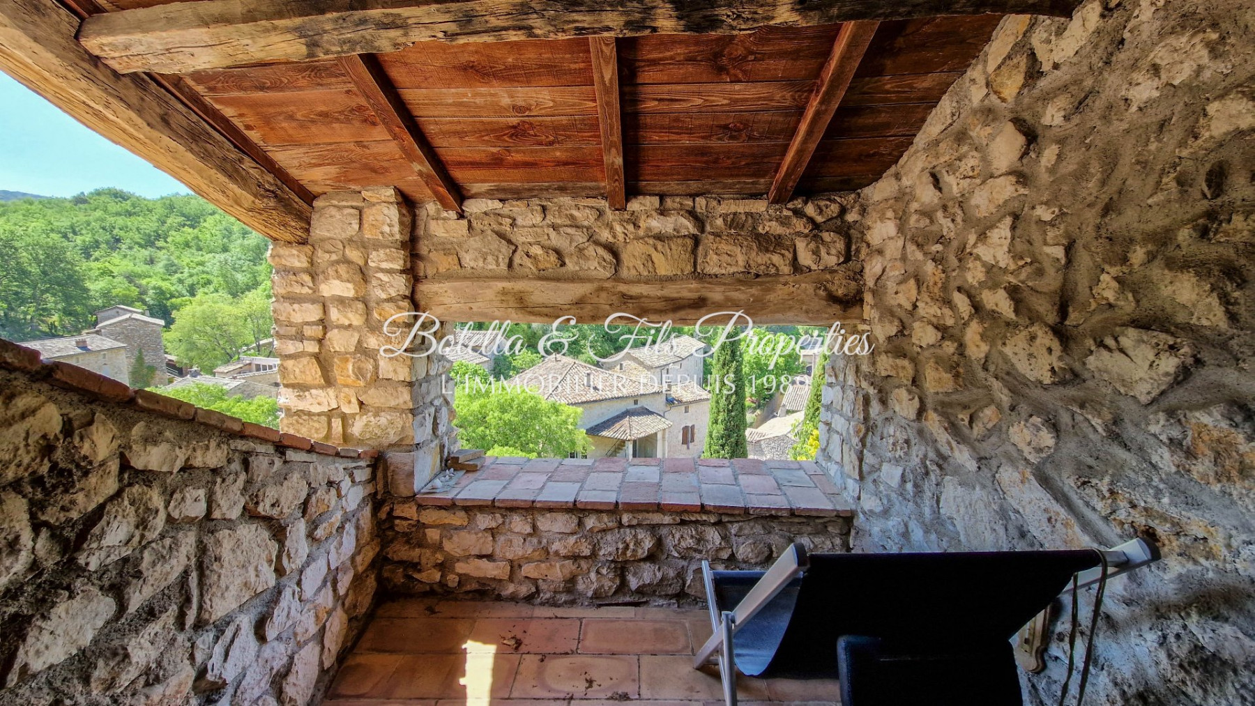 vente Demeure de ville et village Rochegude