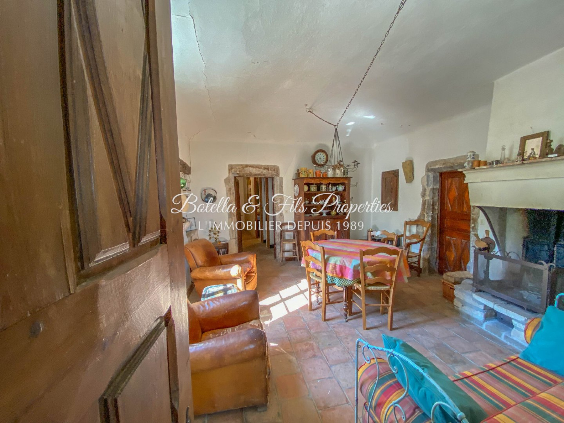 vente Demeure de ville et village Barjac