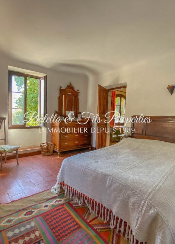 vente Demeure de ville et village Barjac