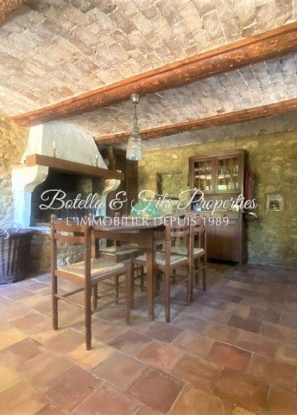 vente Mas Saint Paulet De Caisson