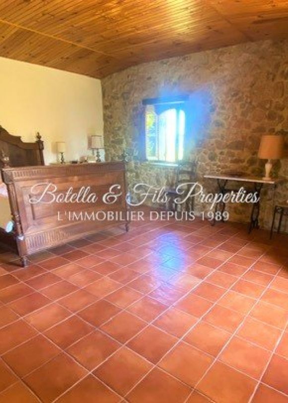 vente Mas Saint Paulet De Caisson