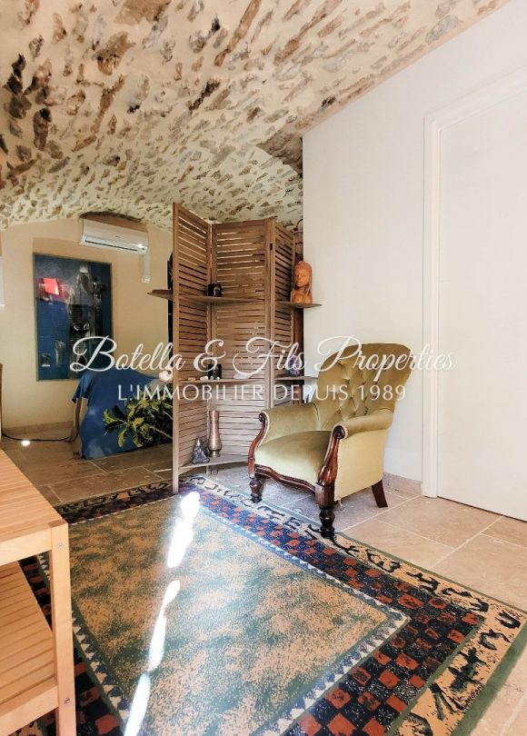vente Demeure de ville et village Uzes