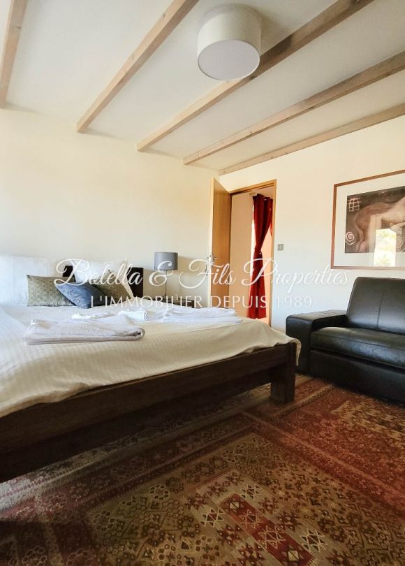 vente Demeure de ville et village Uzes