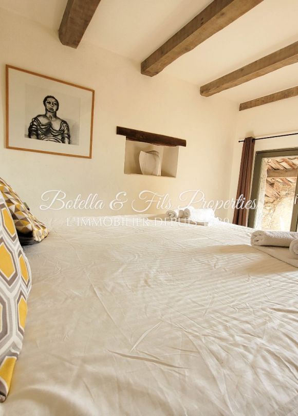 vente Demeure de ville et village Uzes