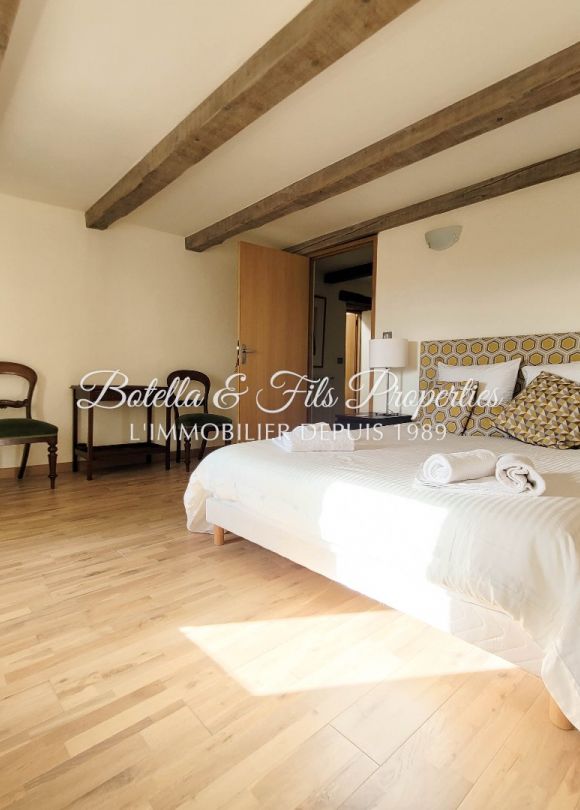 vente Demeure de ville et village Uzes