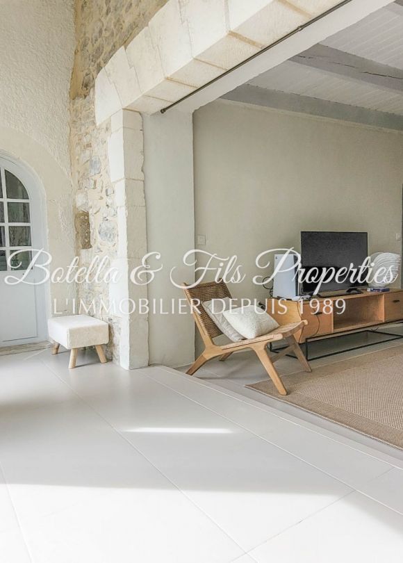 vente Demeure de ville et village Uzes