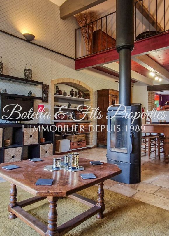 vente Demeure de ville et village Barjac
