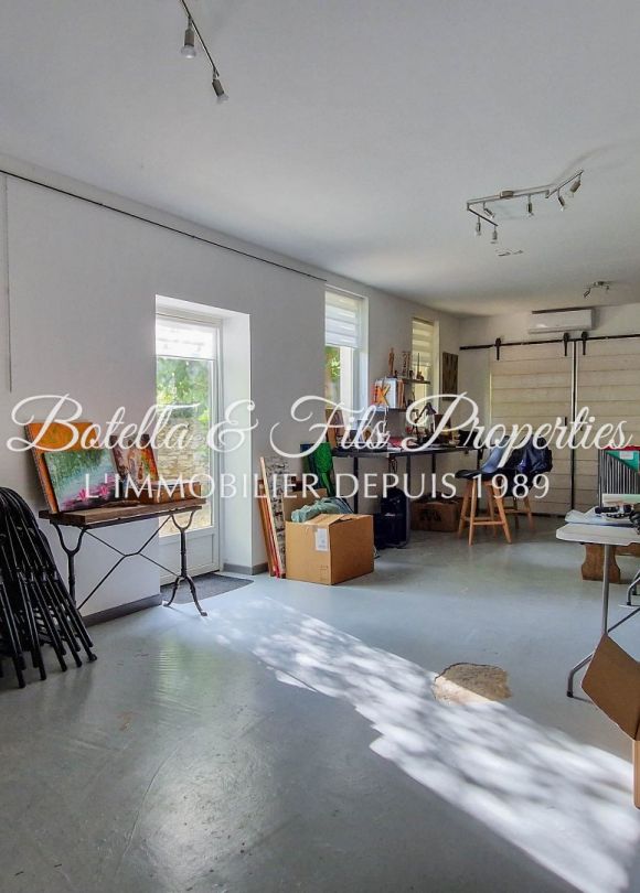 vente Demeure de ville et village Barjac