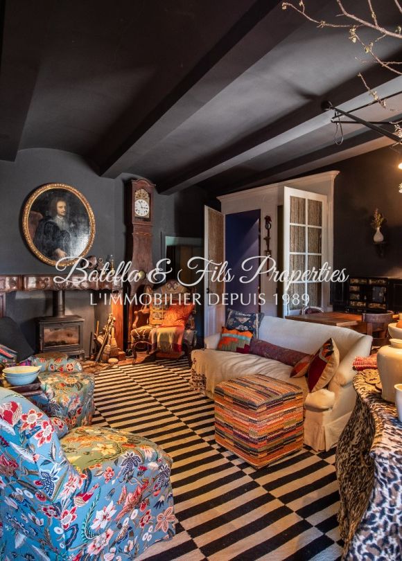 vente Demeure de ville et village Uzes