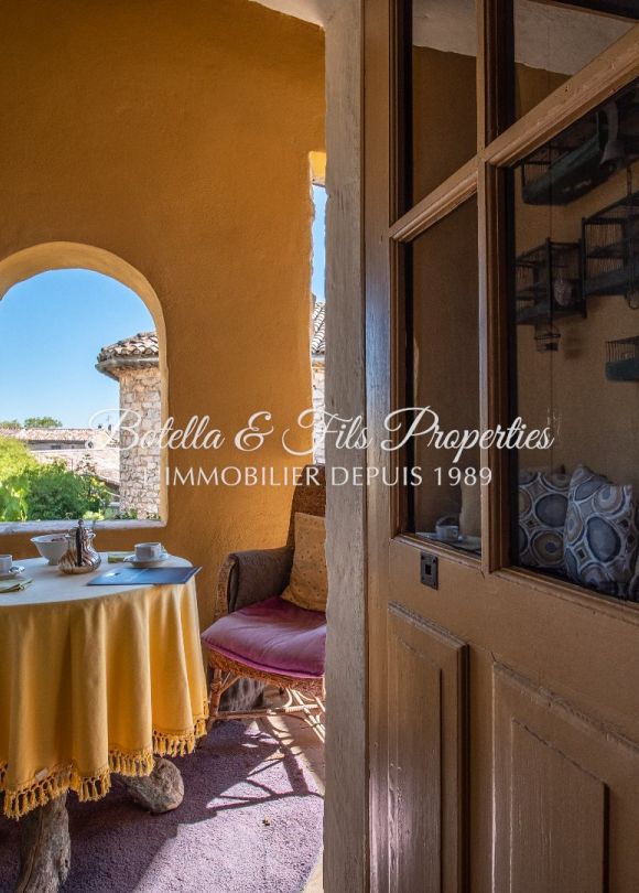 vente Demeure de ville et village Uzes