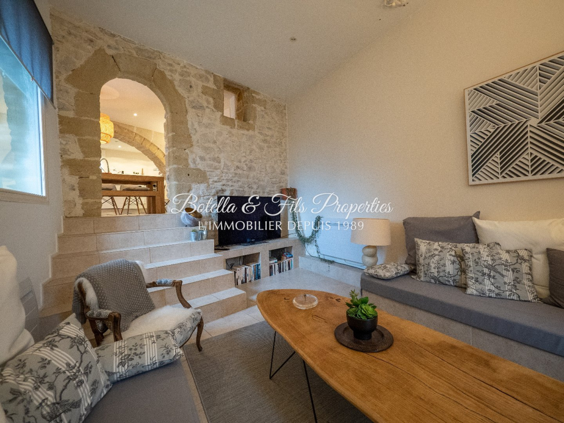 vente Demeure de ville et village Uzes