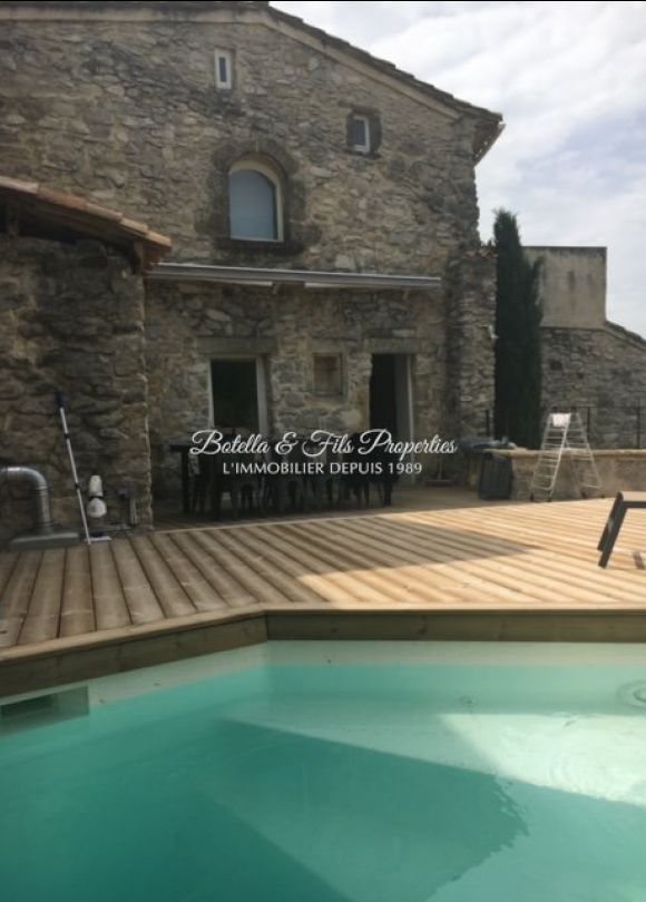 vente Demeure de ville et village Uzes