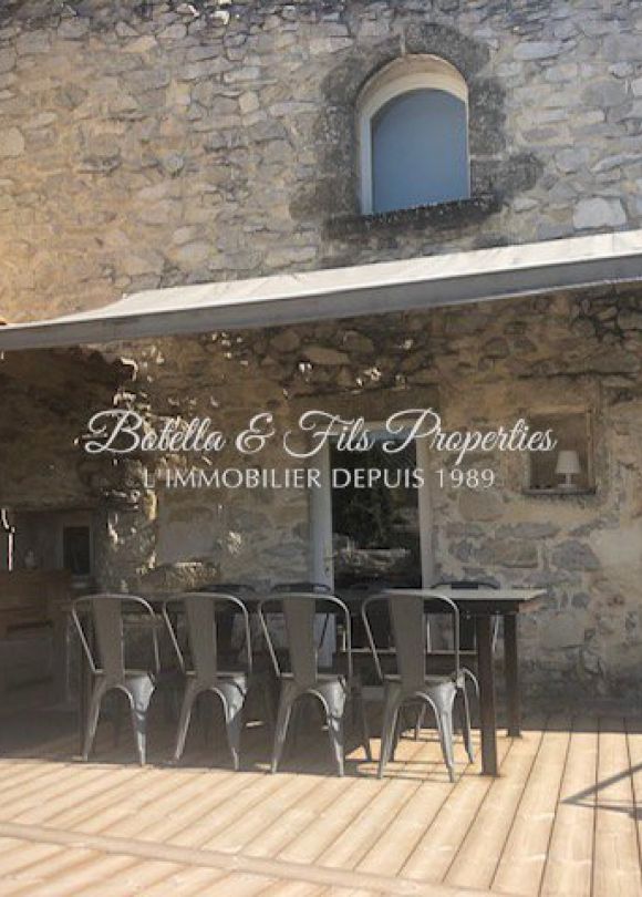 vente Demeure de ville et village Uzes