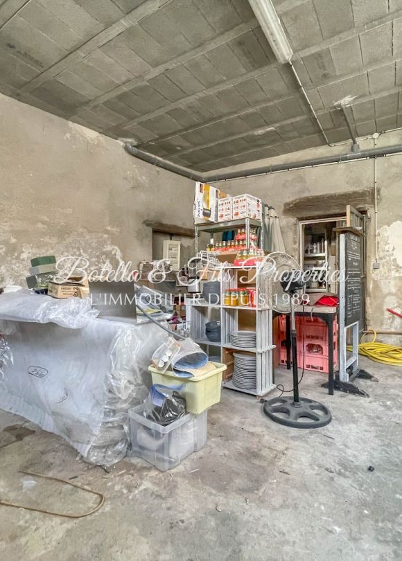 vente Demeure de ville et village Barjac