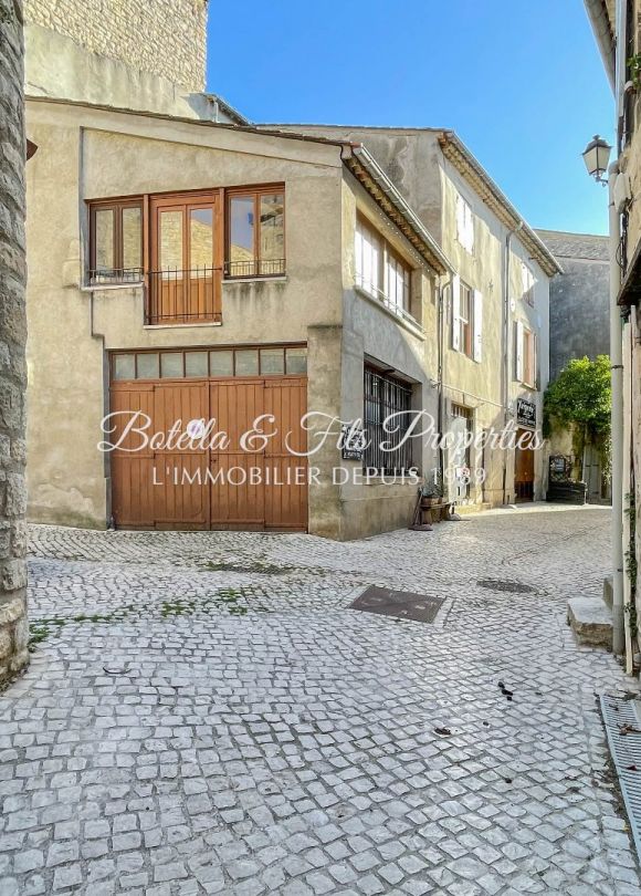 vente Demeure de ville et village Barjac
