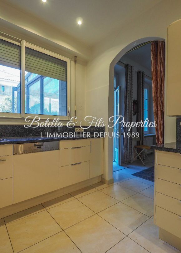 vente Demeure de ville et village Bagnols Sur Ceze