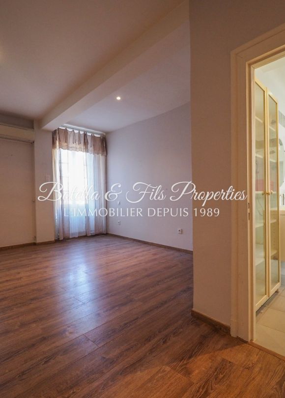 vente Demeure de ville et village Bagnols Sur Ceze