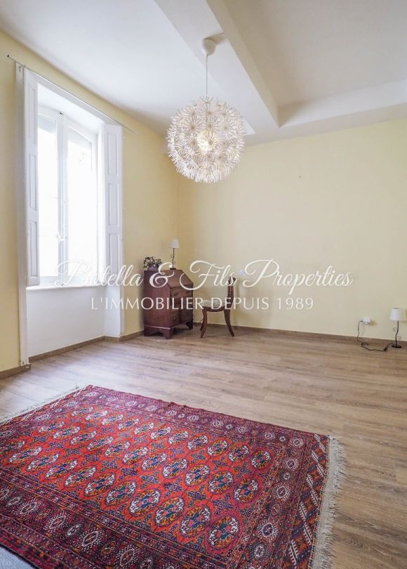 vente Demeure de ville et village Bagnols Sur Ceze