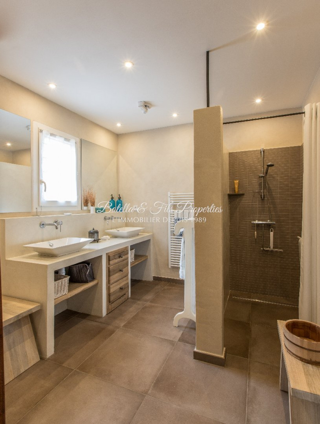 sale Maison contemporaine Uzes