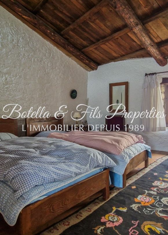 vente Demeure de ville et village Barjac