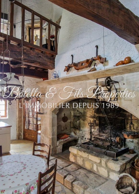 vente Demeure de ville et village Barjac