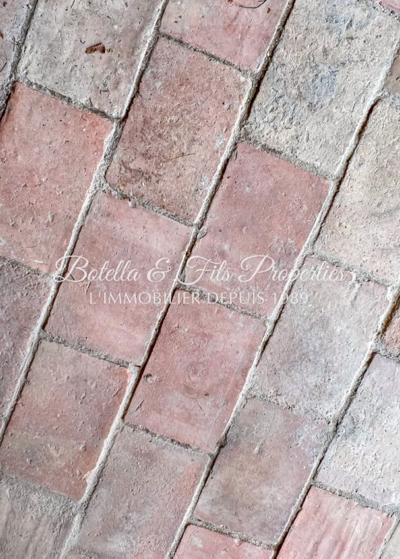 vente Demeure de ville et village Barjac