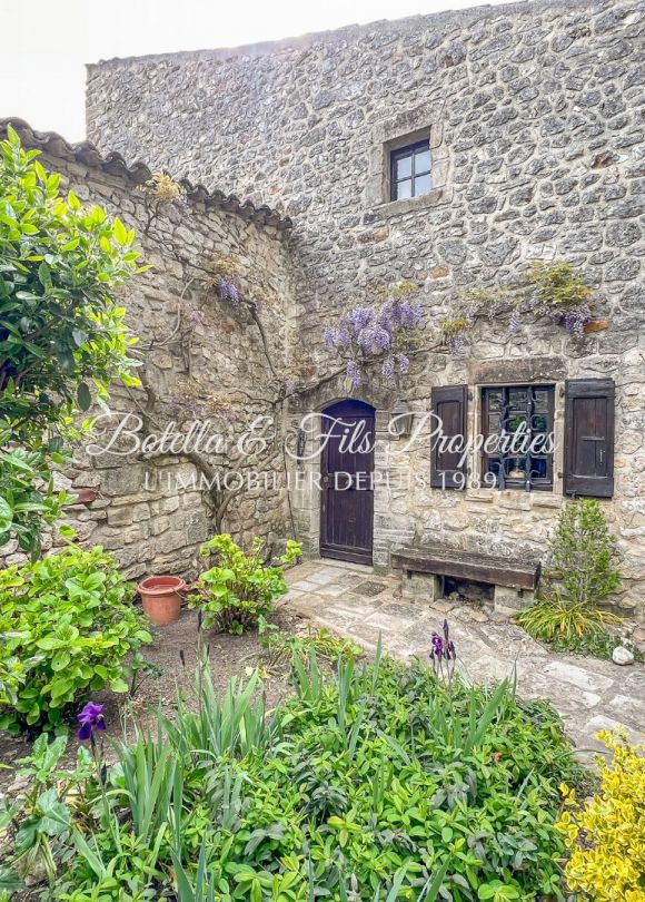 vente Demeure de ville et village Barjac