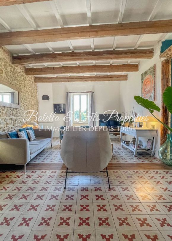 vente Demeure de ville et village Uzes