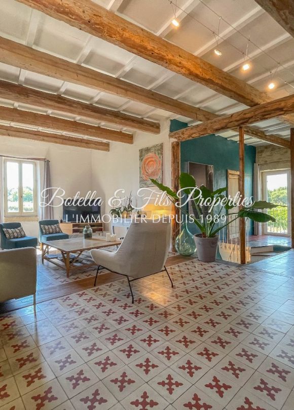 vente Demeure de ville et village Uzes