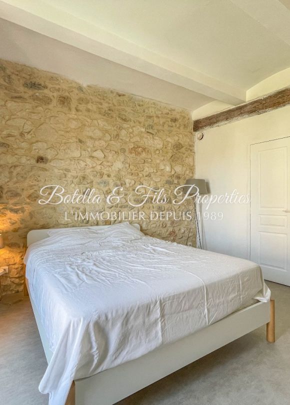 vente Demeure de ville et village Uzes