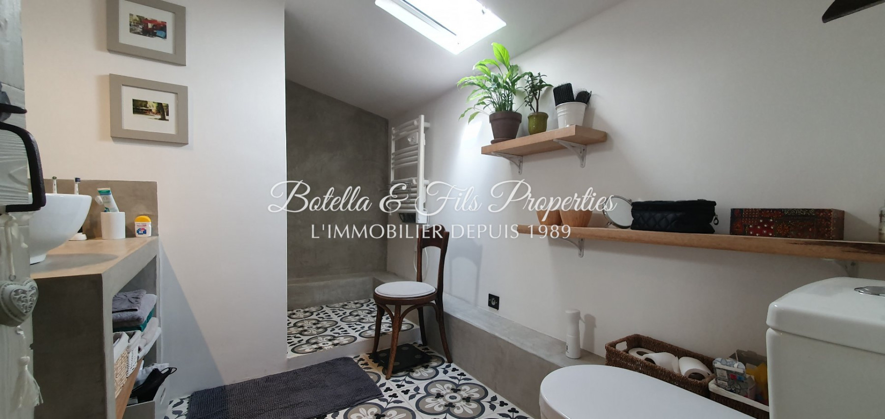 sale Demeure de ville et village Uzes
