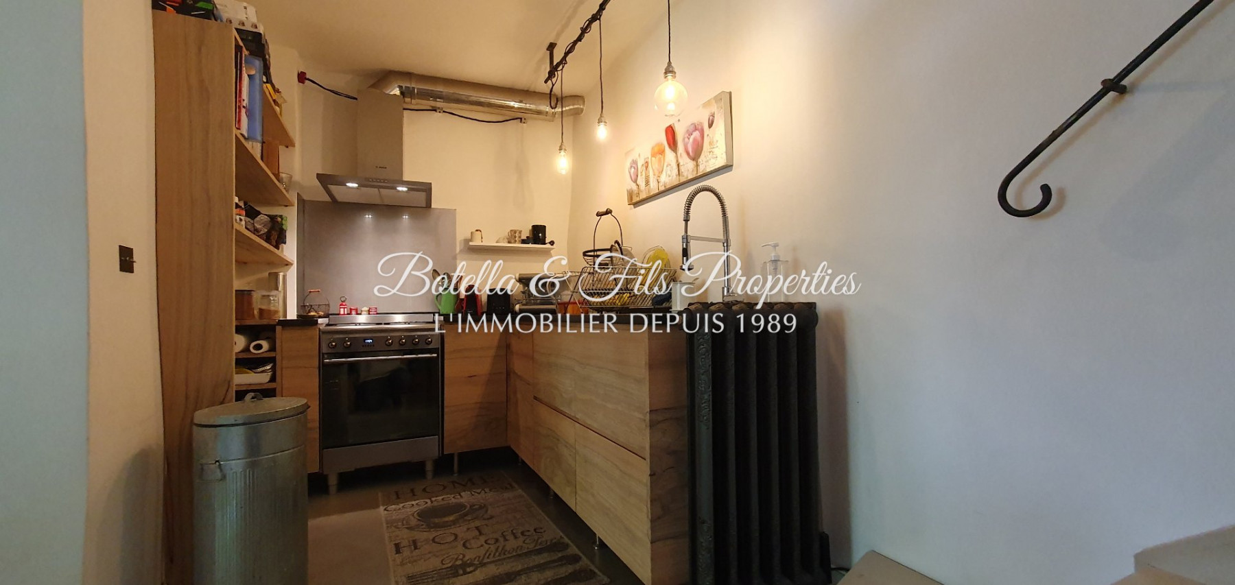 sale Demeure de ville et village Uzes