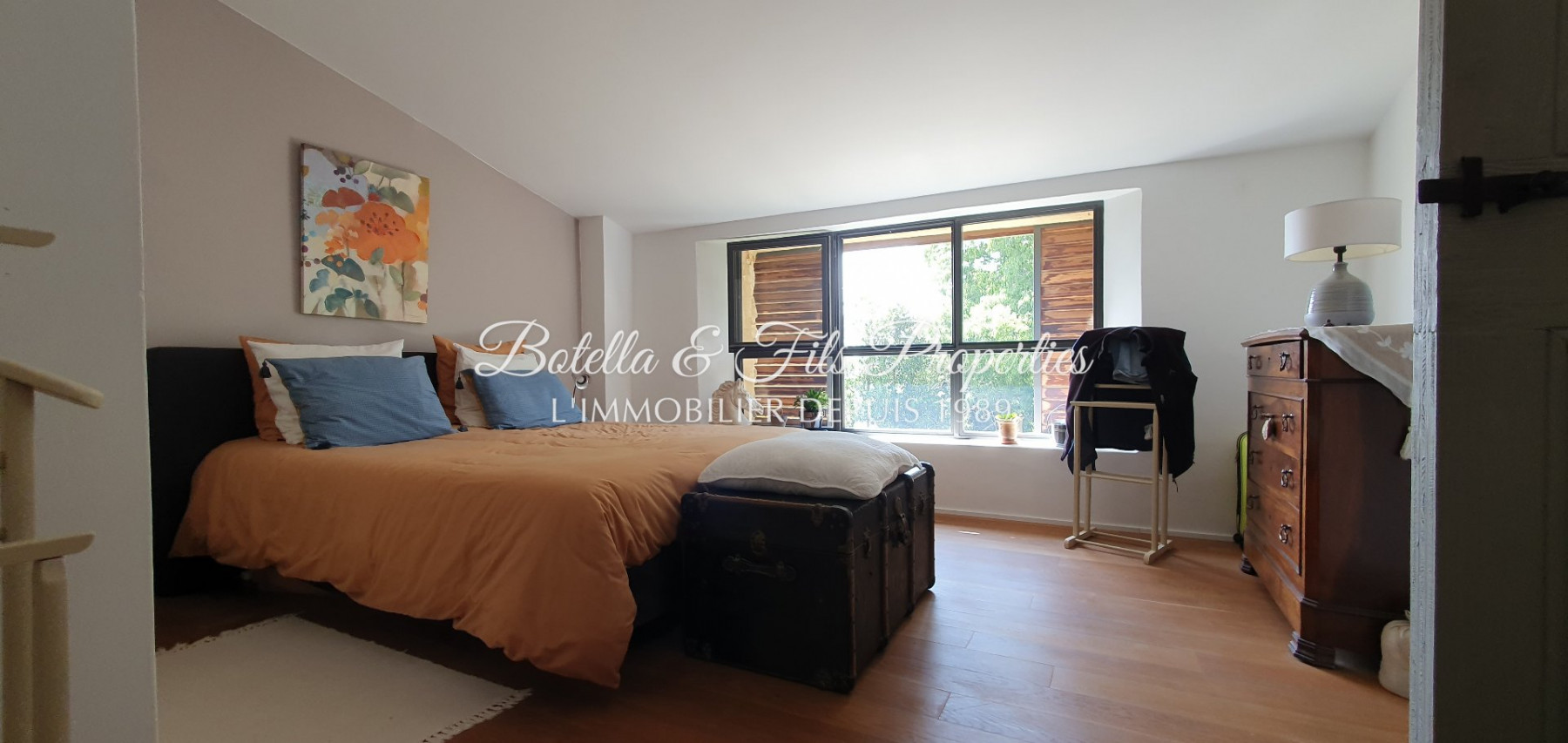 sale Demeure de ville et village Uzes