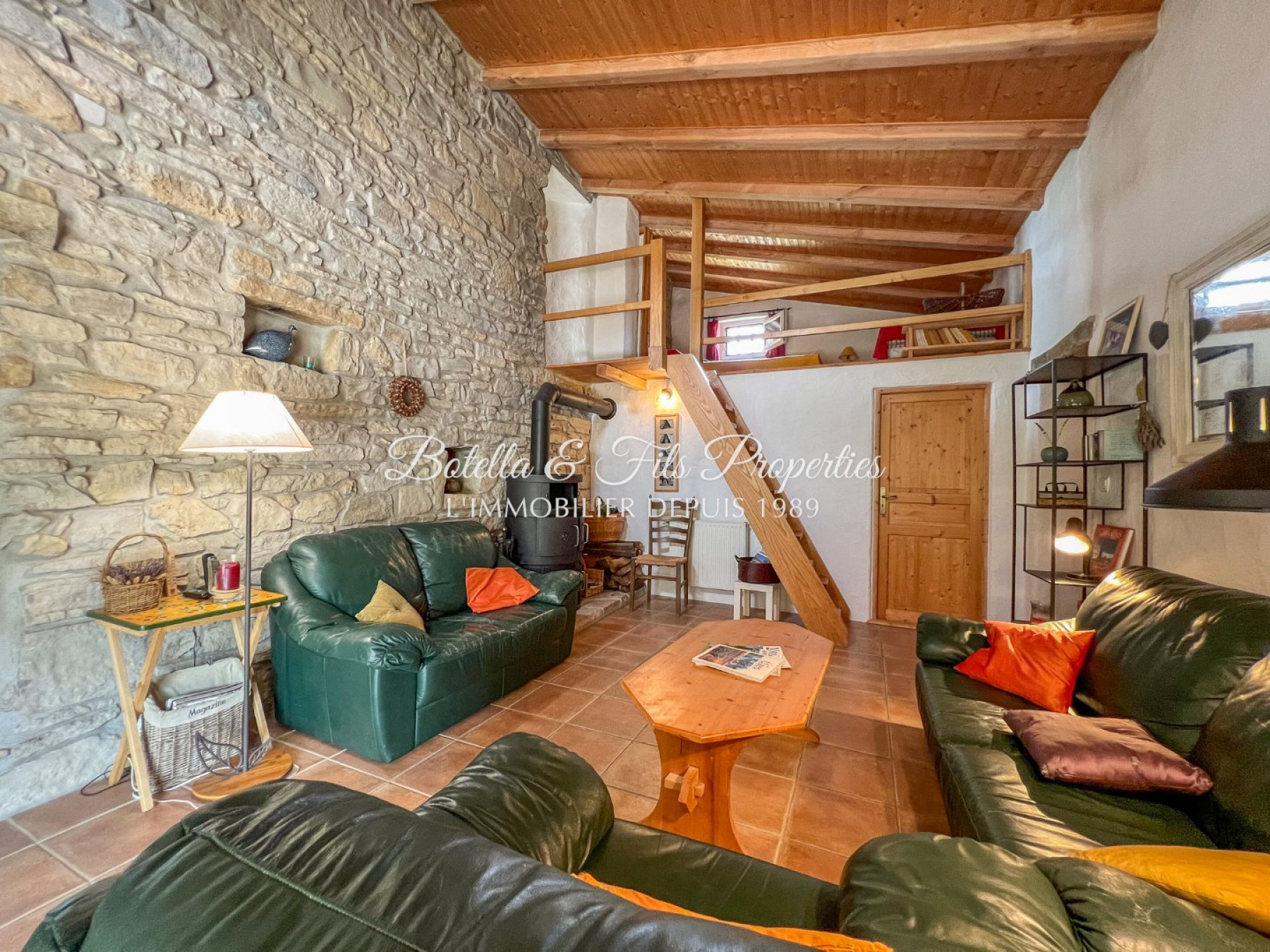 sale Mas Uzes