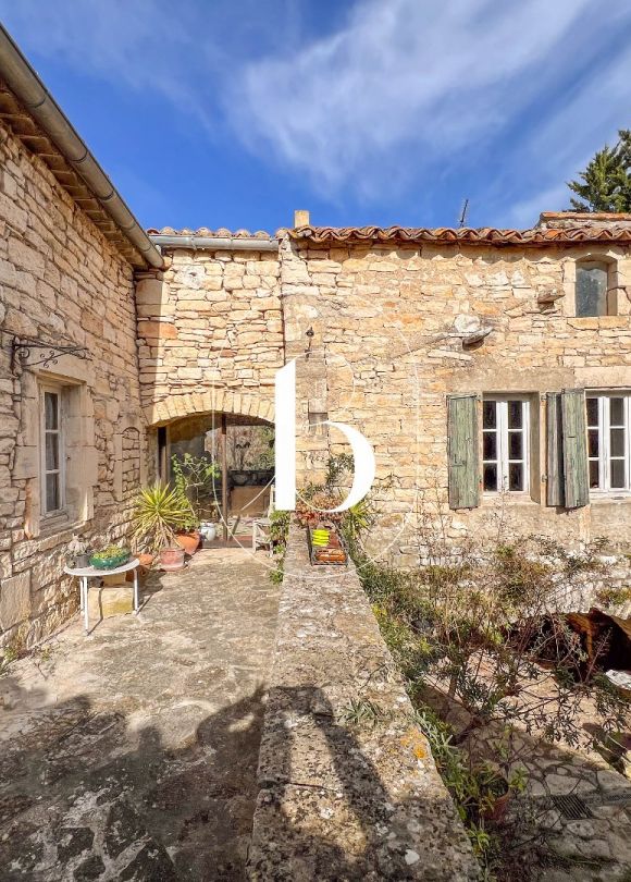 sale Demeure de ville et village Barjac