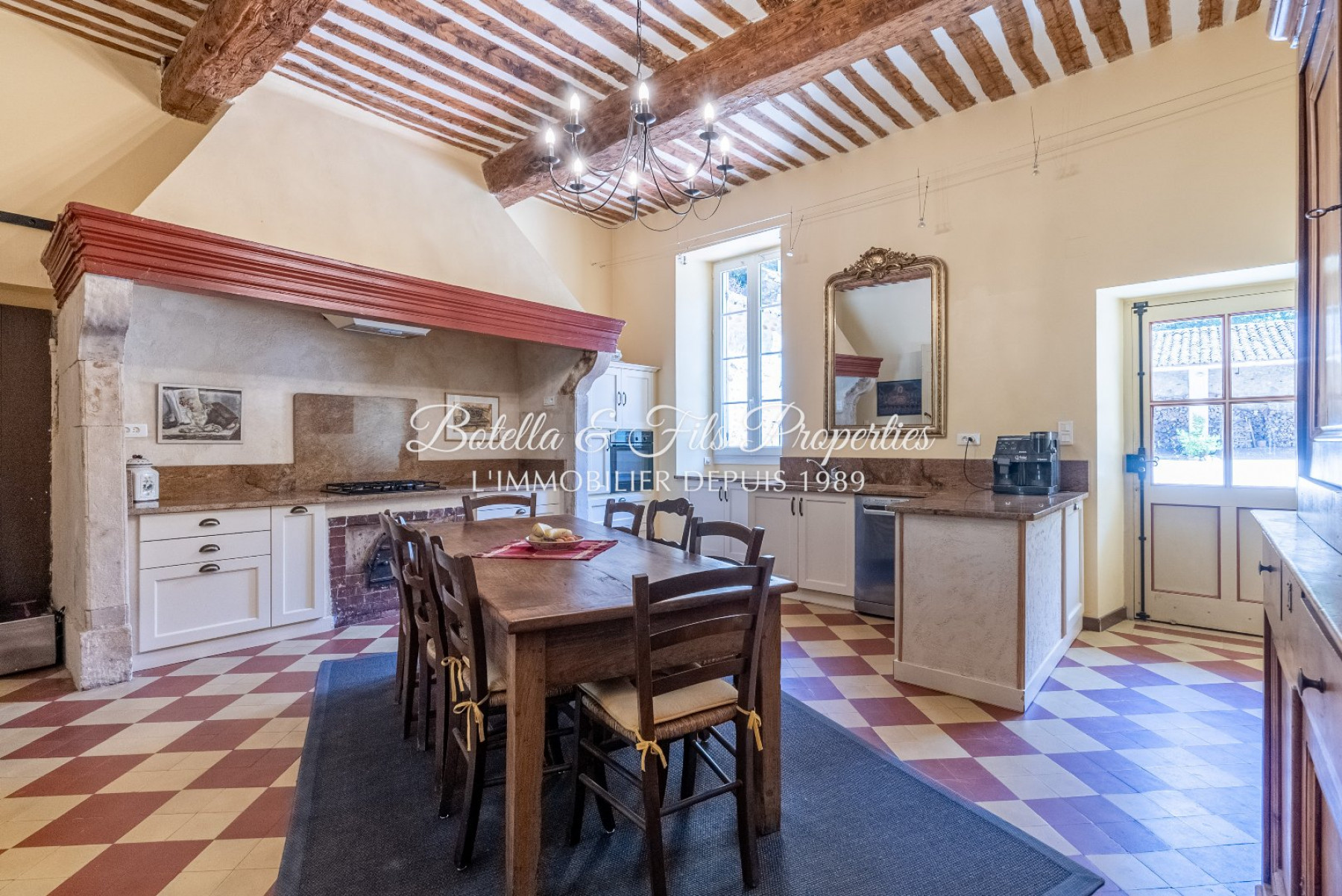 sale Château Cornillon
