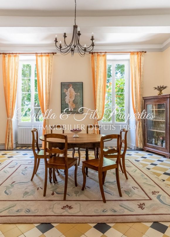 vente Château Cornillon