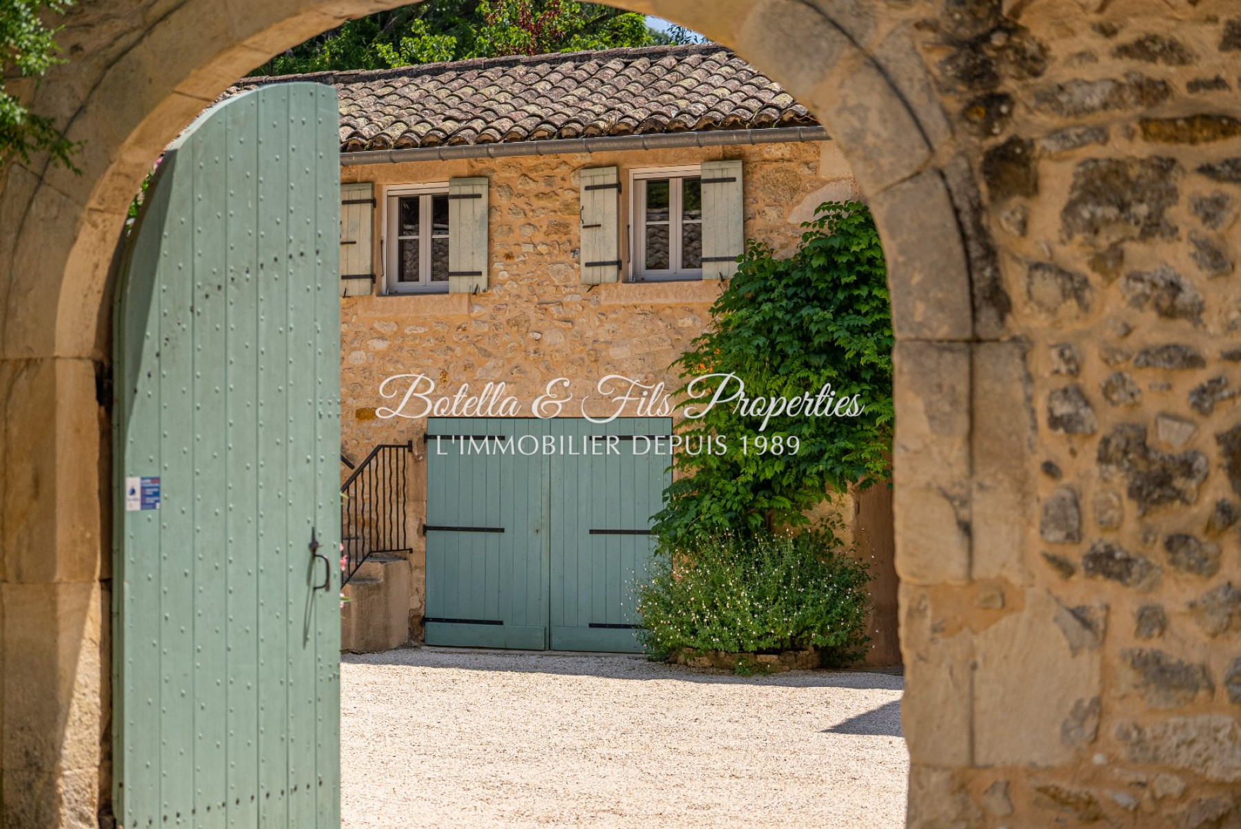 sale Château Cornillon
