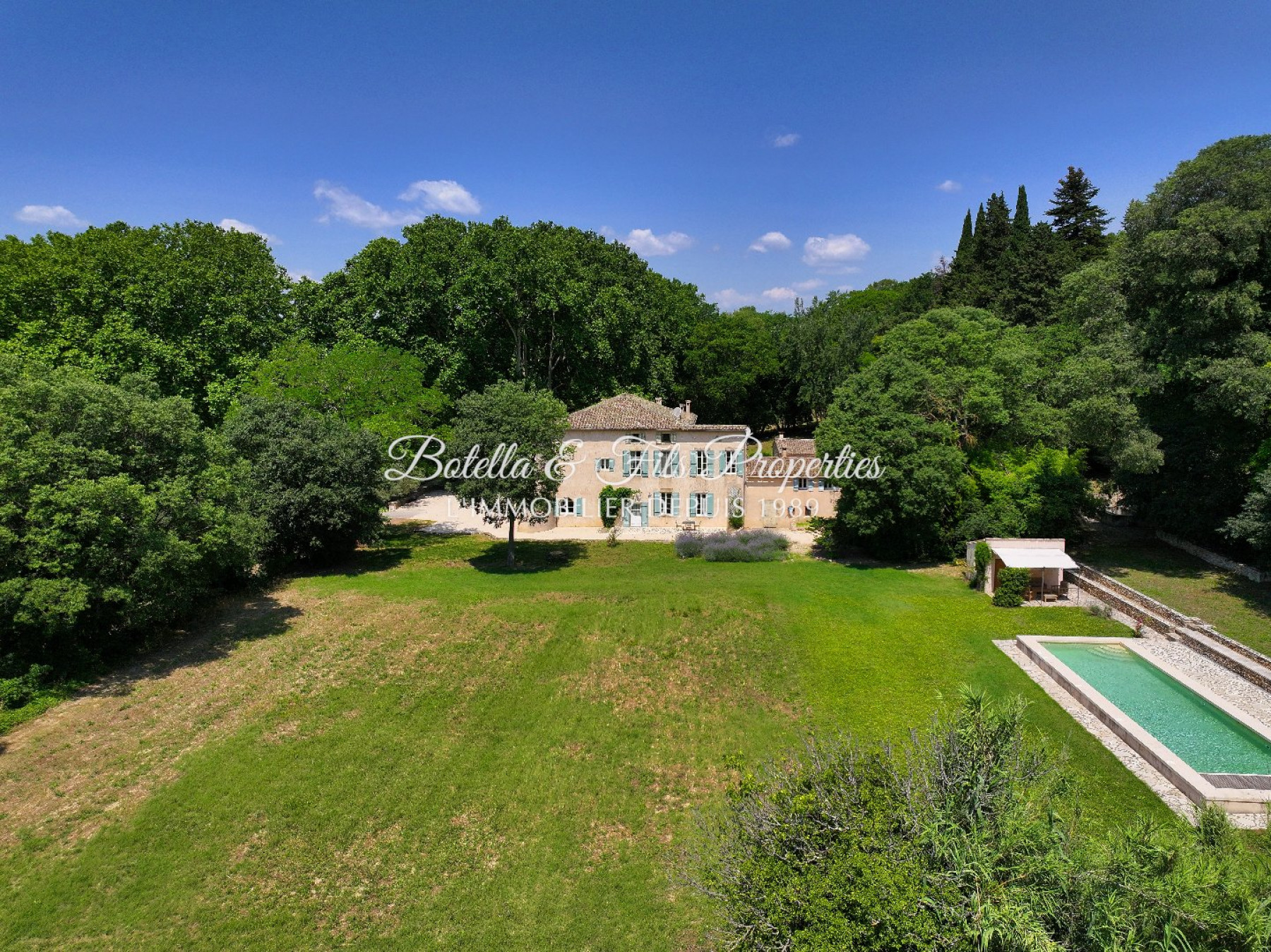 sale Château Cornillon