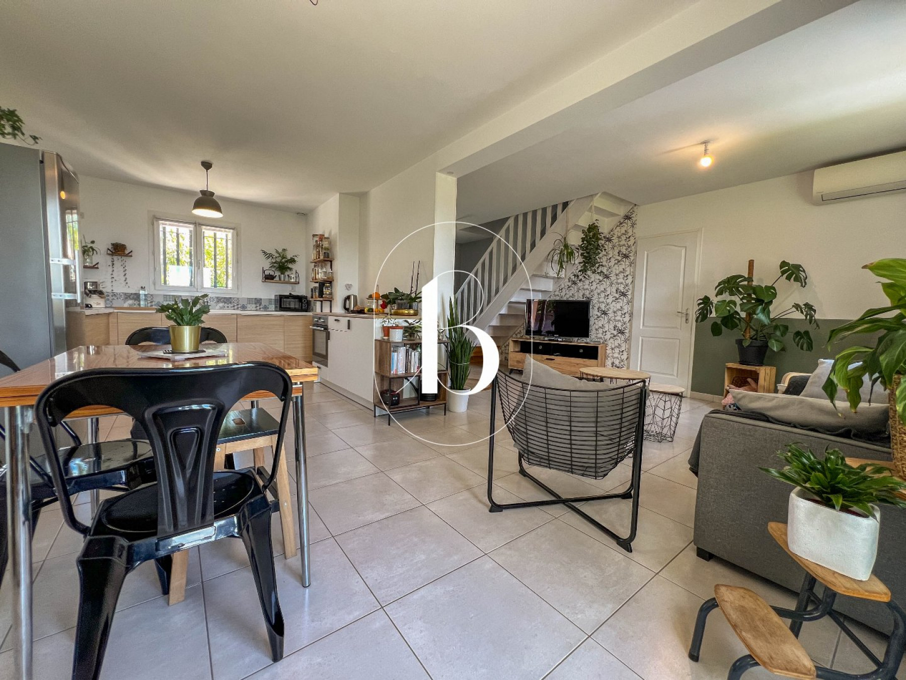 sale Villa Saint Julien De Peyrolas
