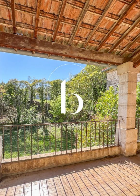 vente Demeure de ville et village Barjac