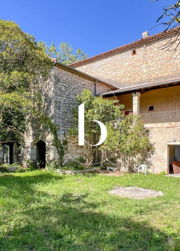vente Demeure de ville et village Barjac