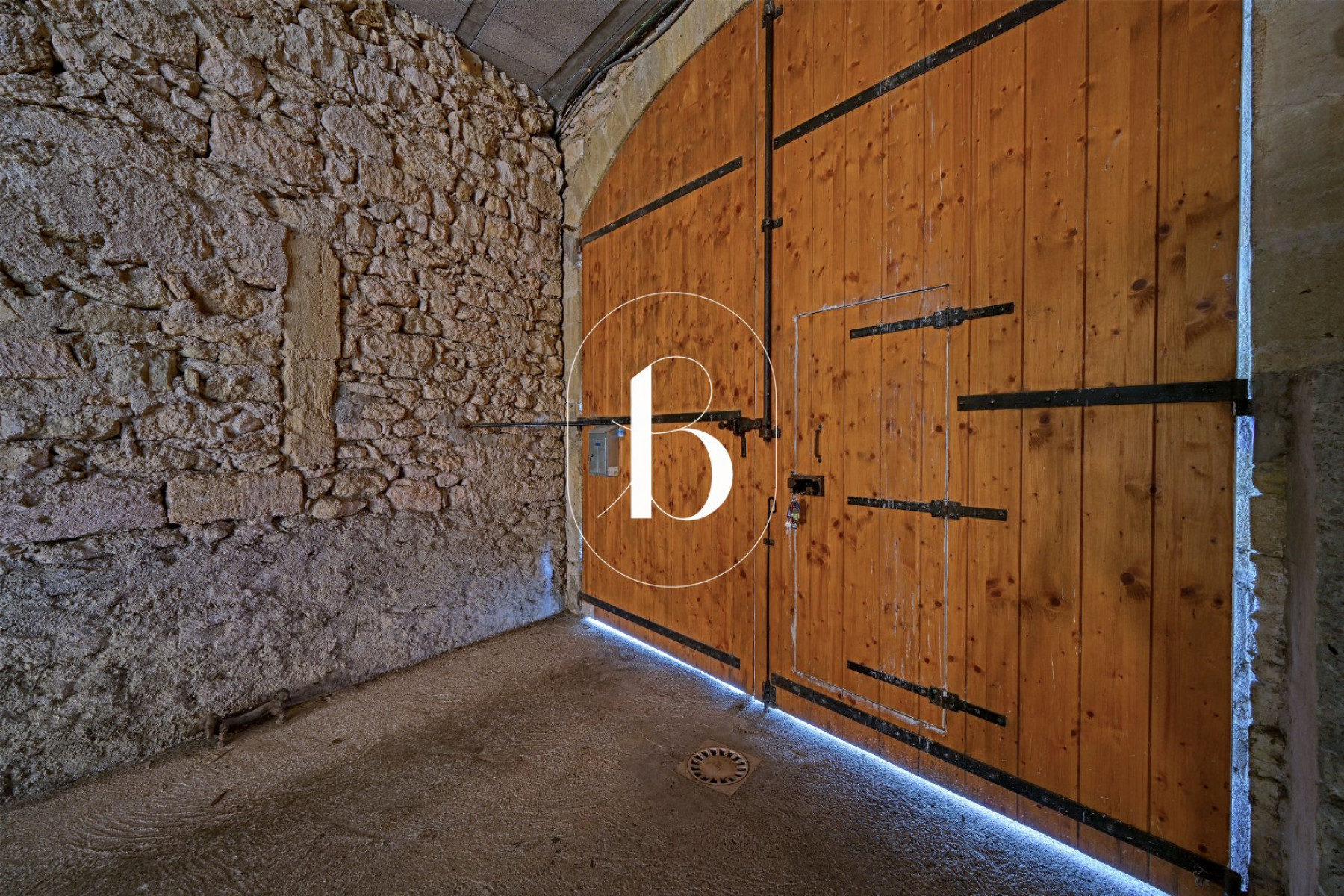 sale Maison de village Uzes